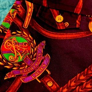 Raphael Lauren short. great condition size L